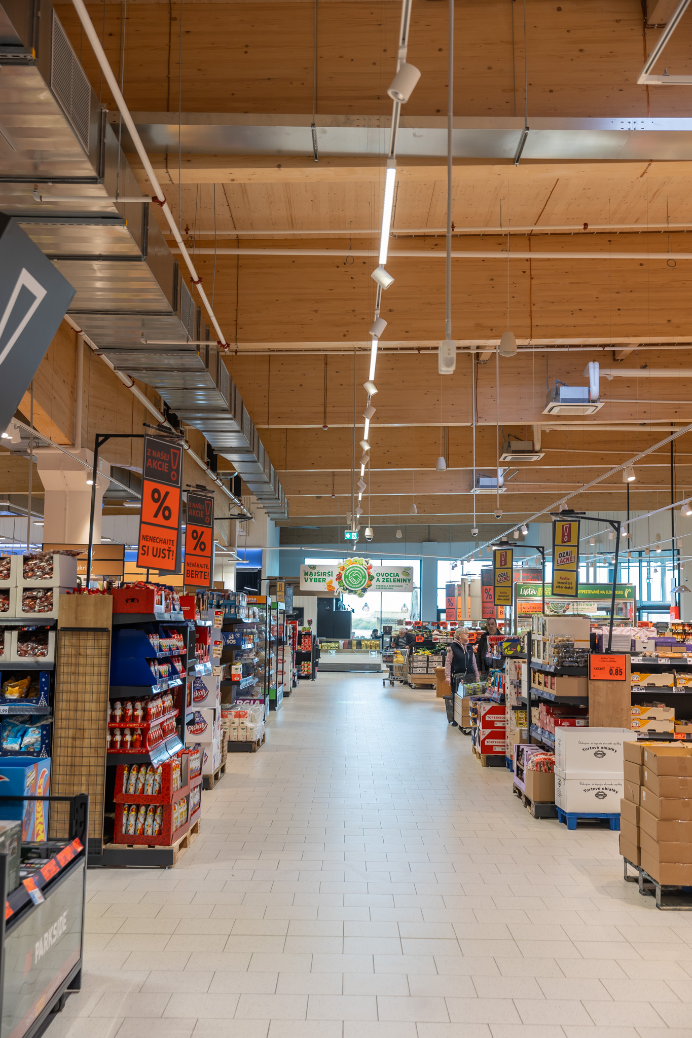 Kaufland, Bratislava–Záhorská Bystrica