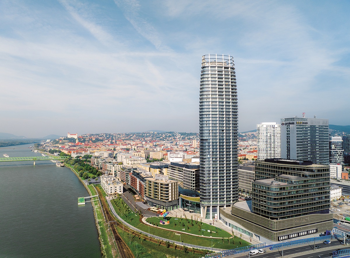 Eurovea 2, ktorého súčasťou je aj Eurovea Tower, prvý slovenský mrakodrap, či kancelárska budova Pribinova 40, je zatiaľ najväčším projektom štúdia GFI. 