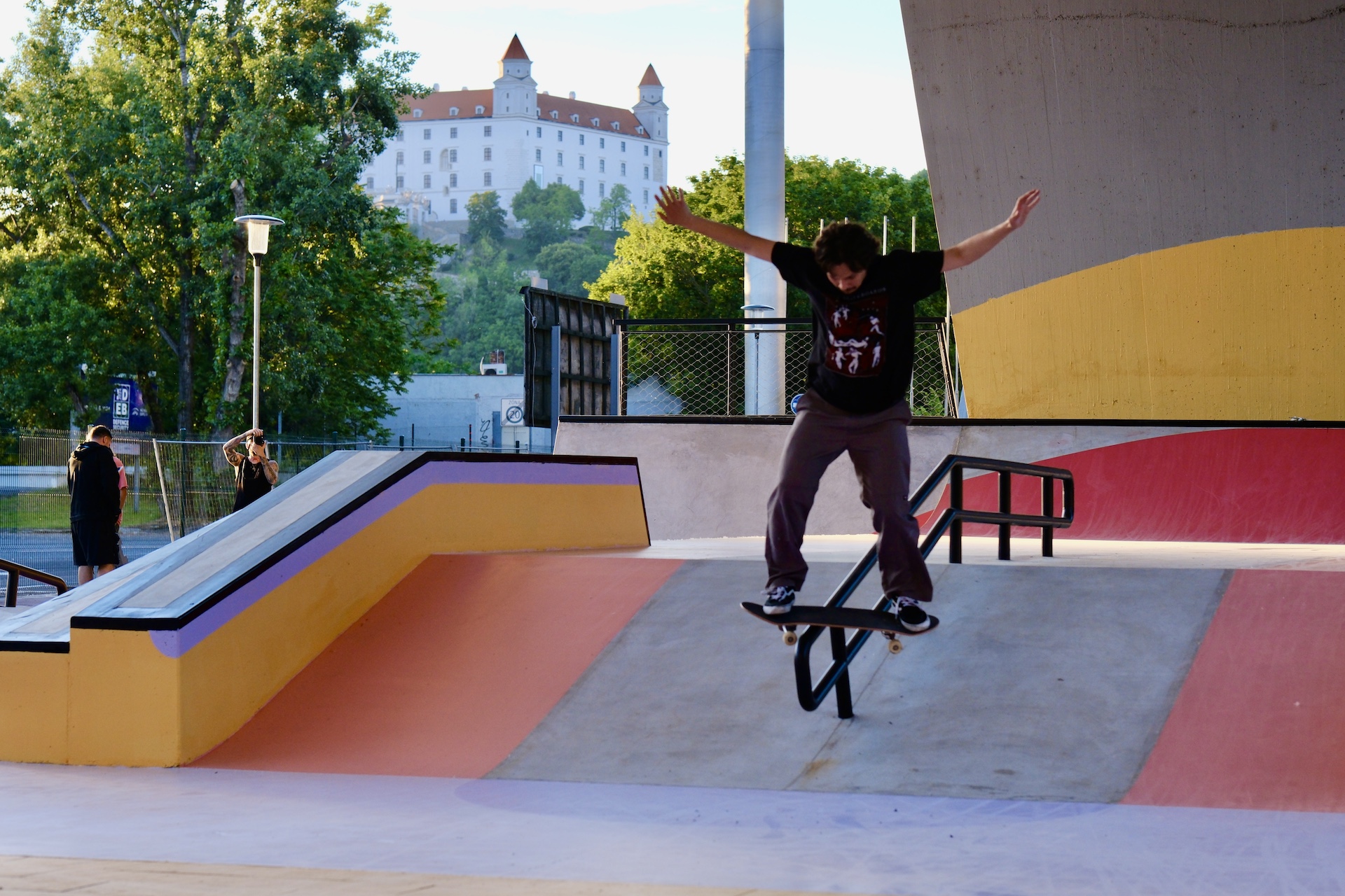 Nový skatepark pod Mostom SNP v Bratislave