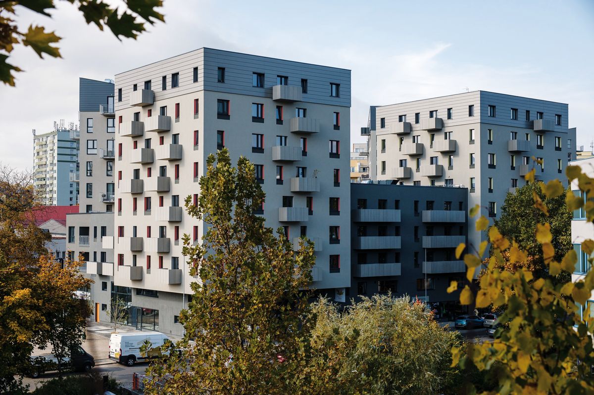 Rezidencia RoSa v Liberci je druhým komunitným domom pre seniorov v Česku. Dokončená bola v roku 2022.