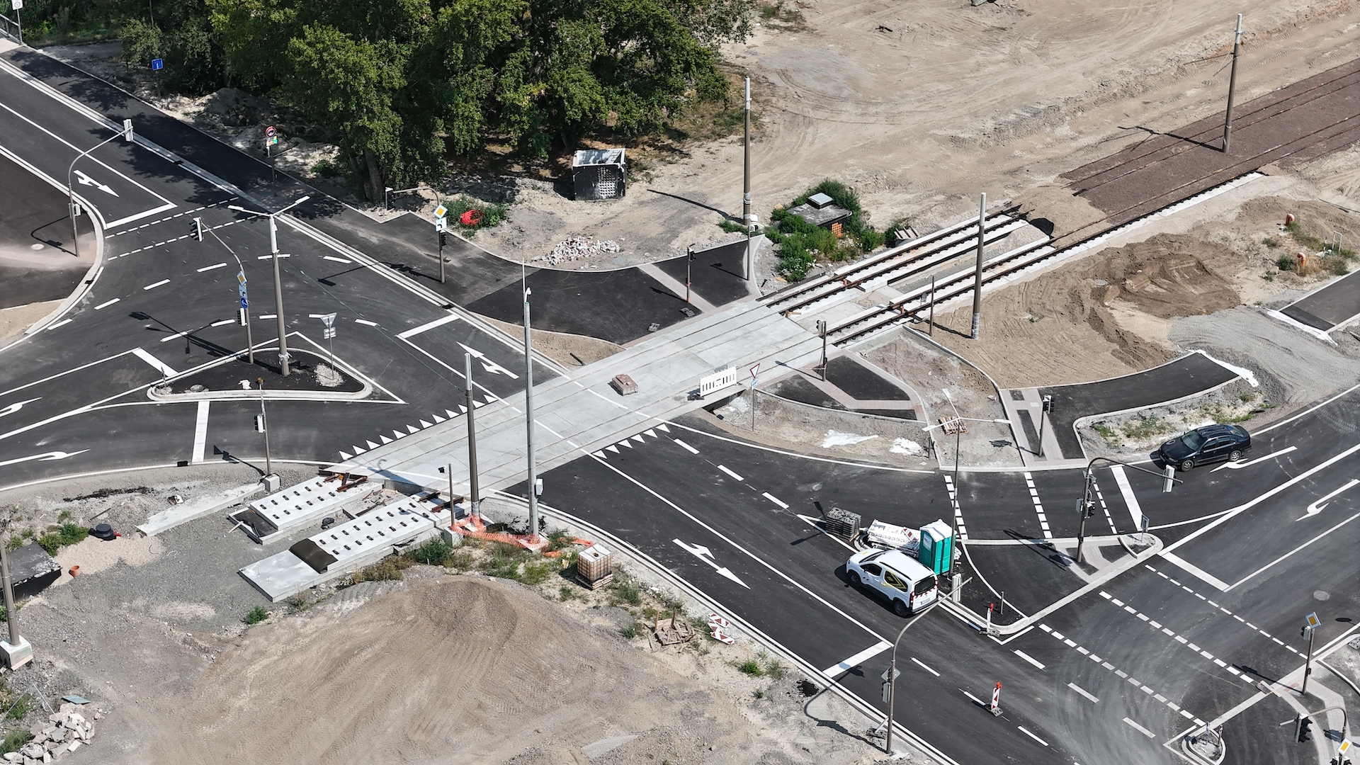 Aktuálne stavebné práce na Petržalskej električke – križovatka Lietavská