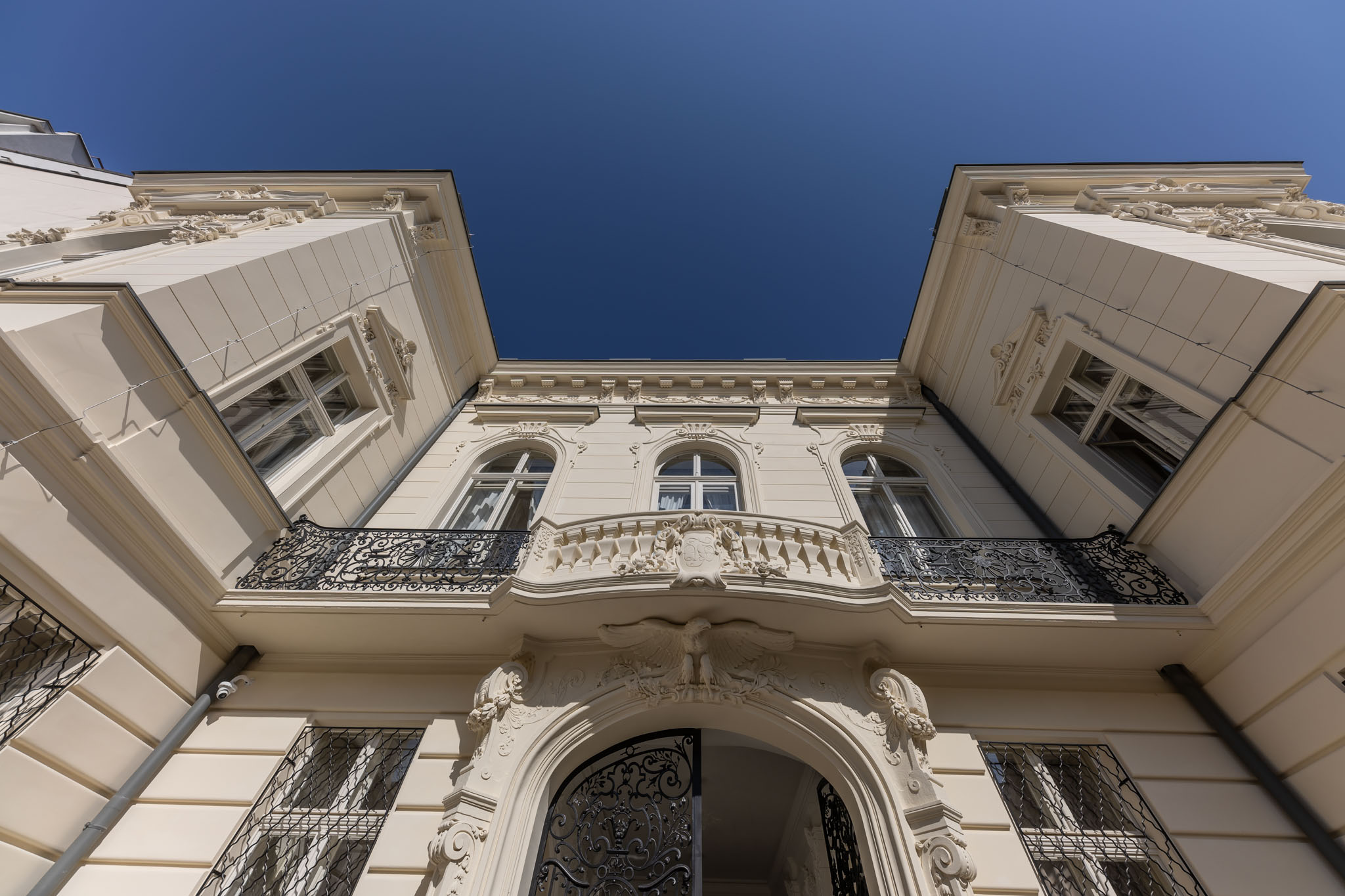 Zrekonštruovaný Georgievitsov palác, nazývaný Dom hudby - uličná časť fasády