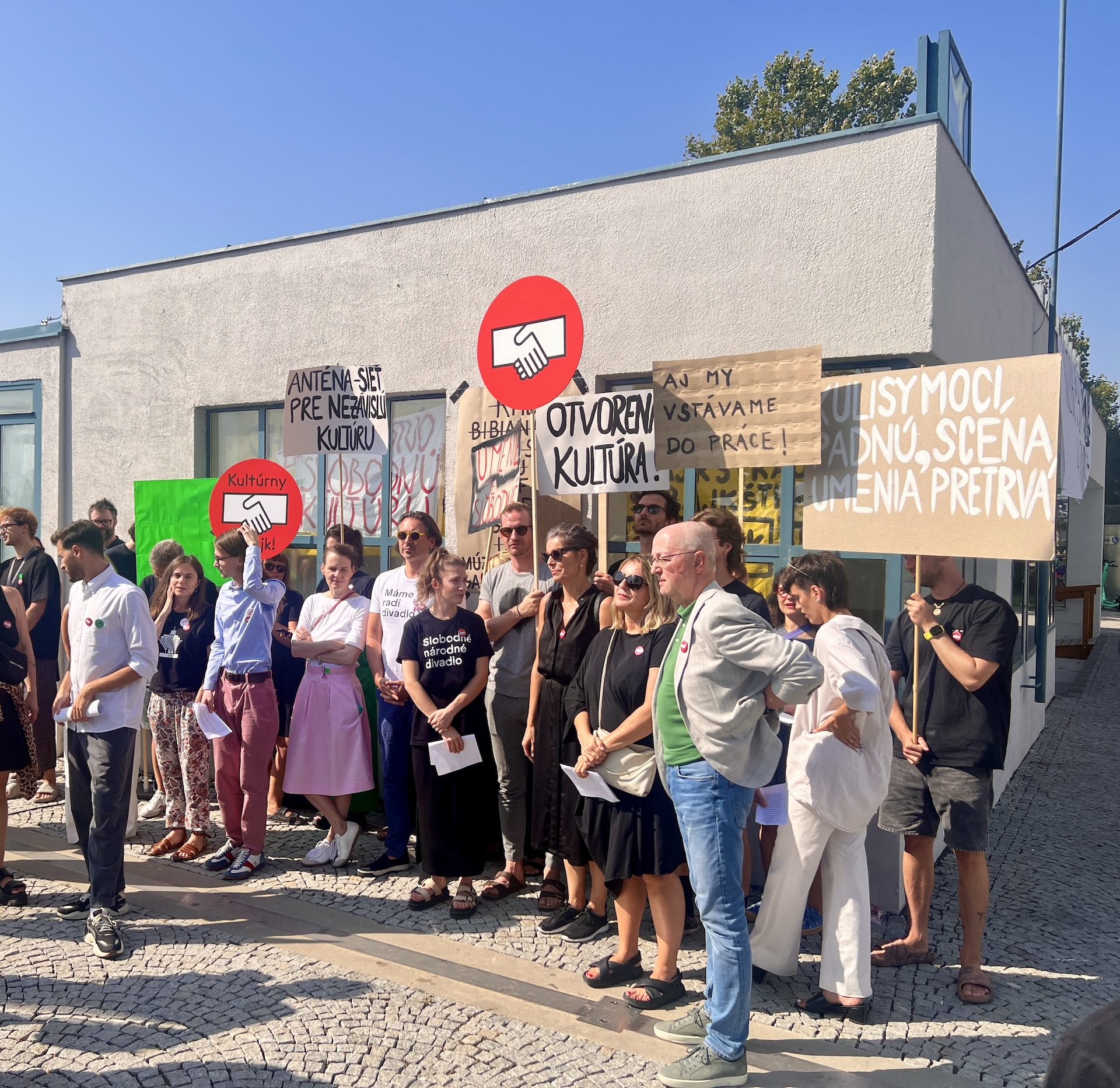 Tlačová konferencia k oznámeniu štrajkovej pohotovosti - kultúrna obec