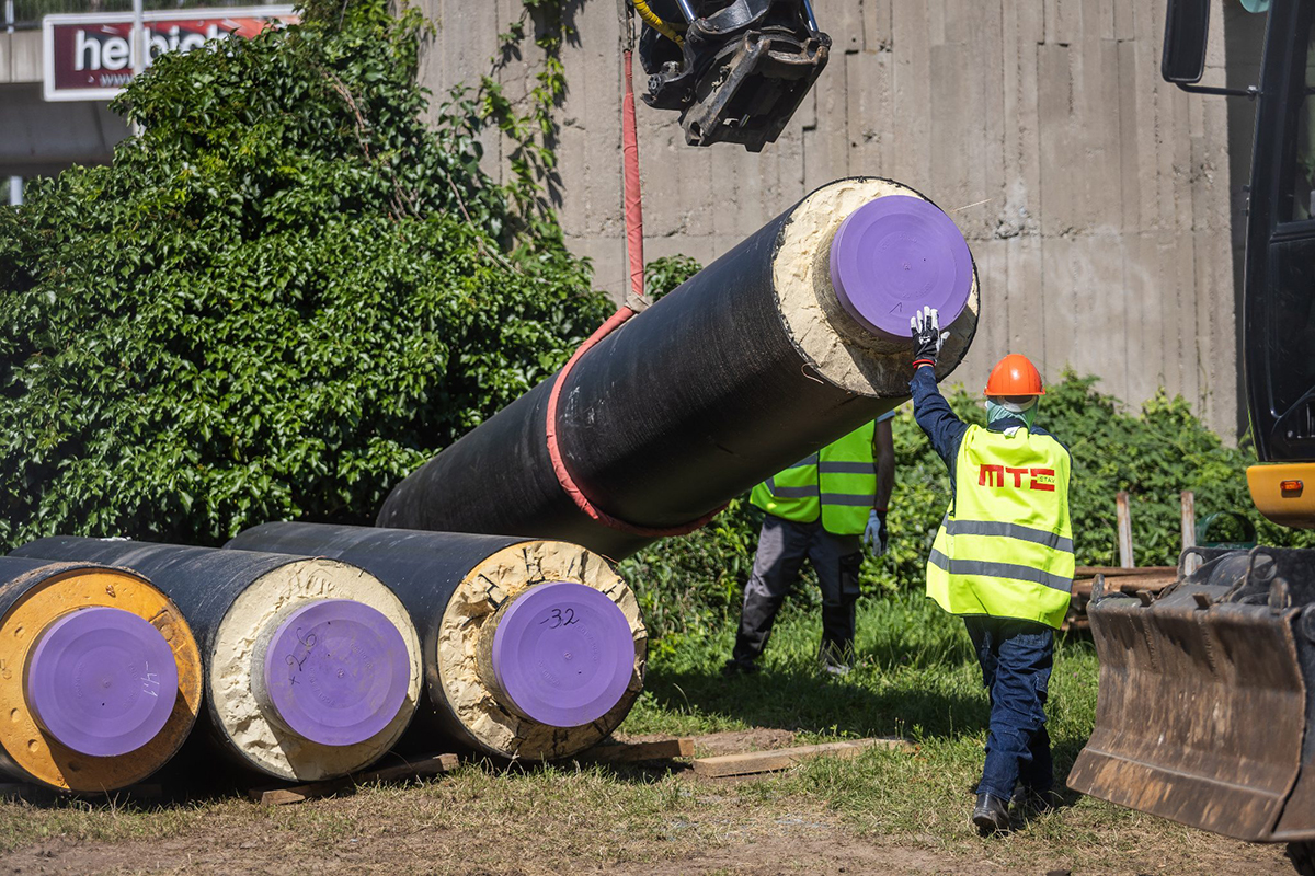 Obr. 7b Oceľové predizolované potrubia v dimenzii DN500 