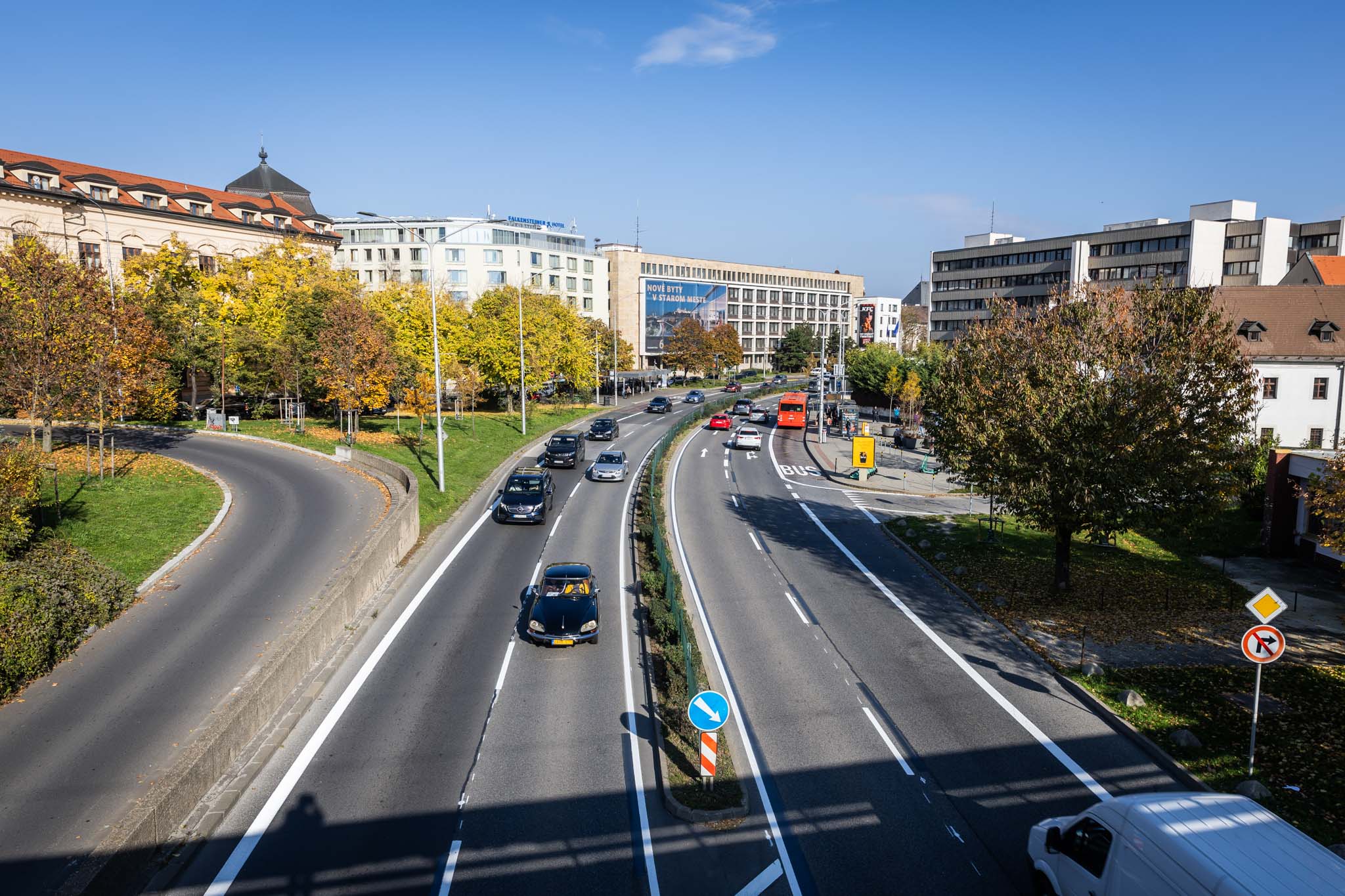 Upravené jazdné pruhy na Staromestskej ulici v Bratislave