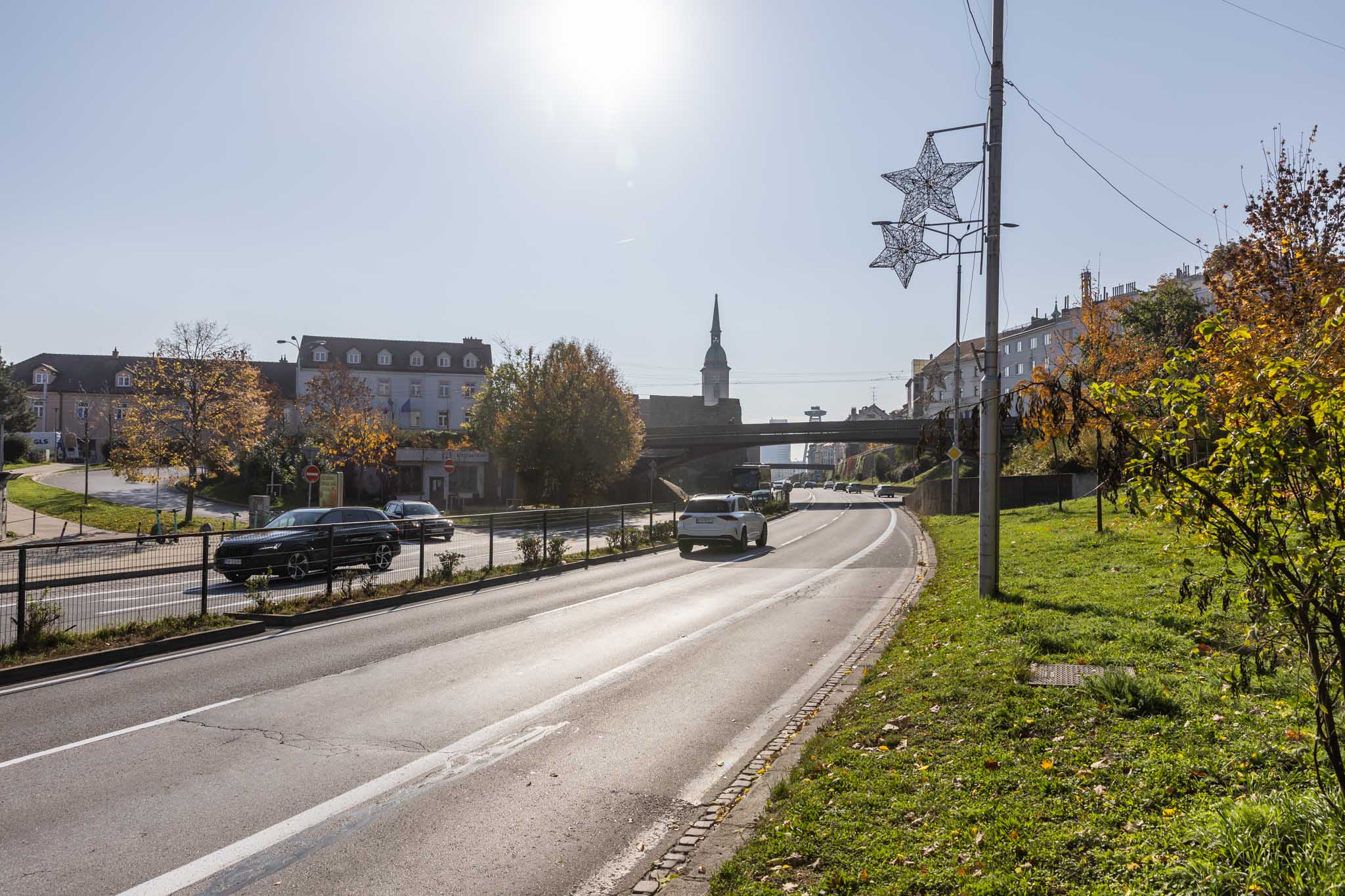 Upravené jazdné pruhy na Staromestskej ulici v Bratislave