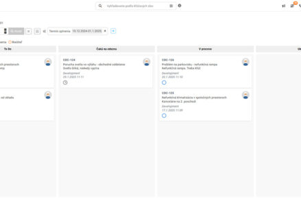 Kanban zobrazenie úloh v systéme CDESK s jednotlivými pracovnými fázami úloh.