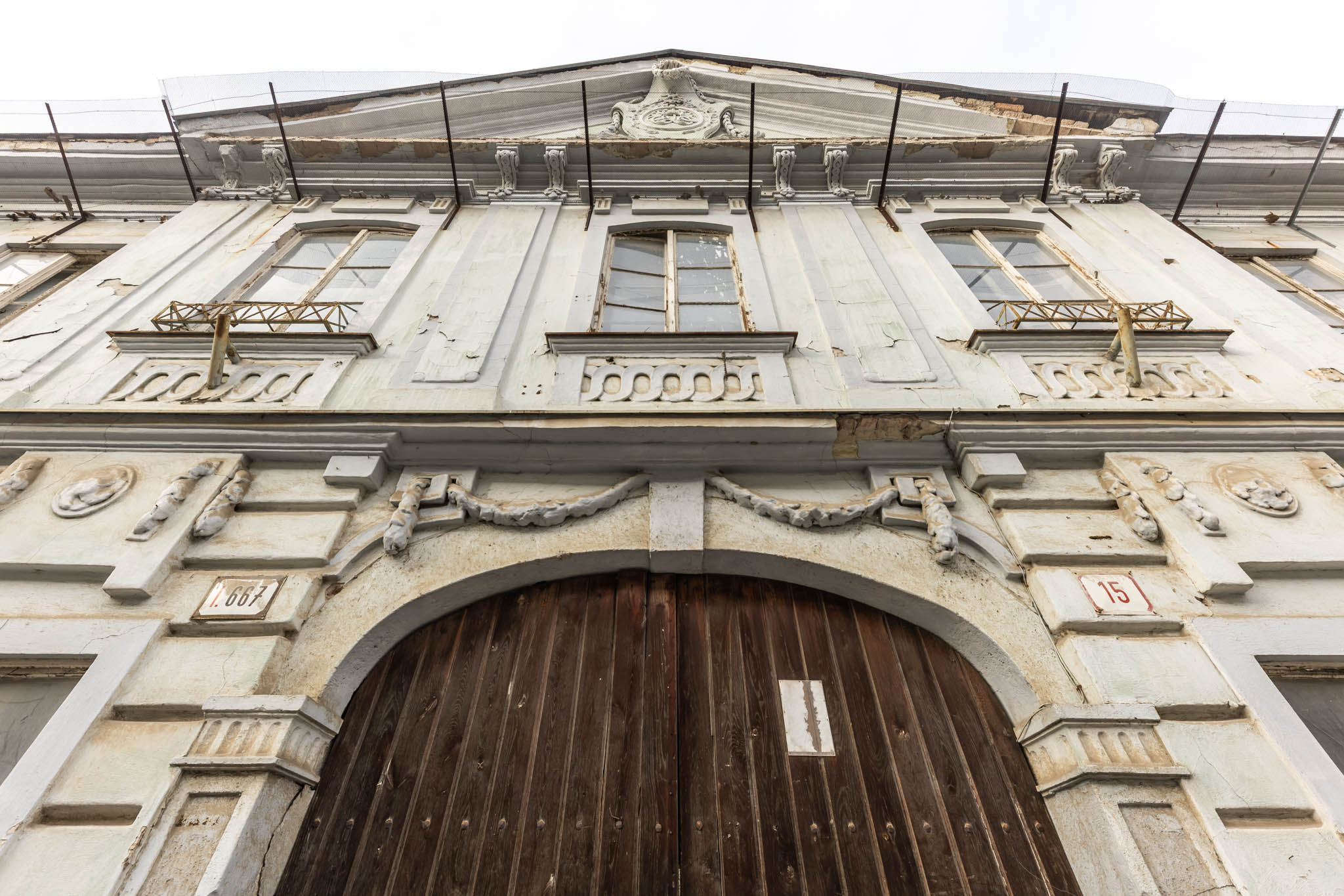 Aktuálny stav Habermayerovho paláca – detail fasády