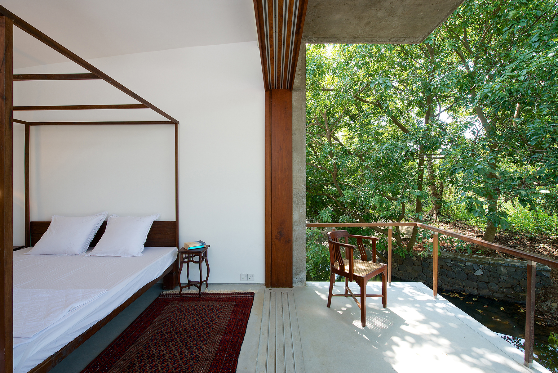 Architecture BRIO House on a Stream 29 Master Bedroom Verandah