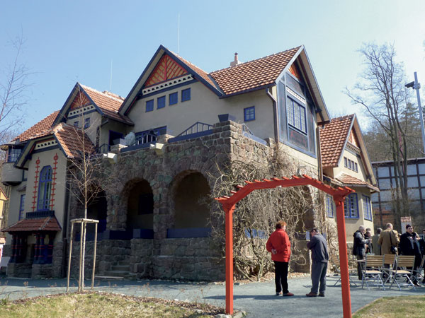 Moravská galéria otvorila zrekonštruovanú Jurkovičovu vilu v Brne
